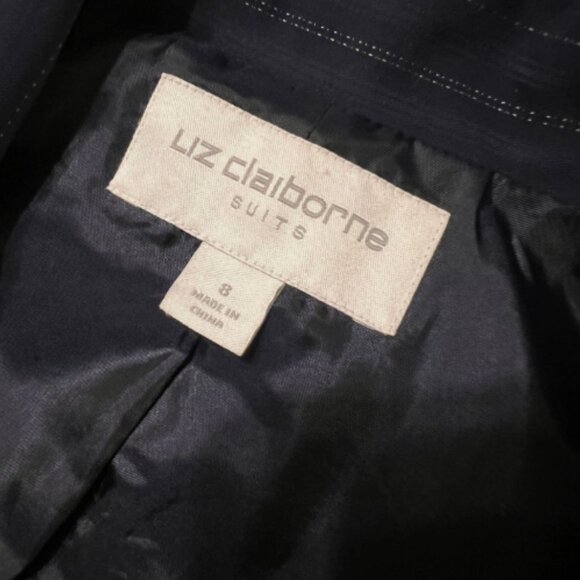 Liz Claiborne. Size 8. Pinstripe Navy Long Sleeve Professional Blazer. WTC - Picture 5 of 5